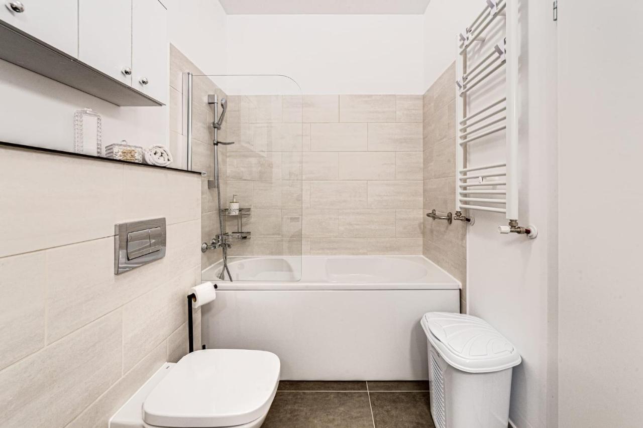 Ari Green Apartment Near Atrium Mall Арад Екстер'єр фото